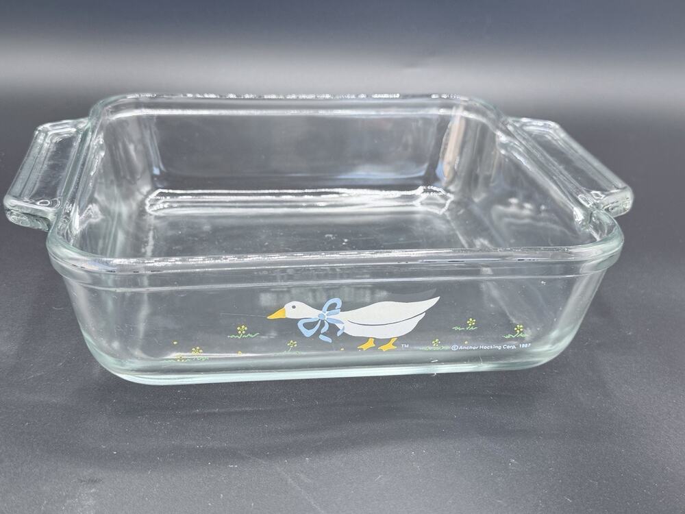 Vintage Anchor Hocking Goose 1.5 Qt Loaf Dish 1987 Country Farm Cottage